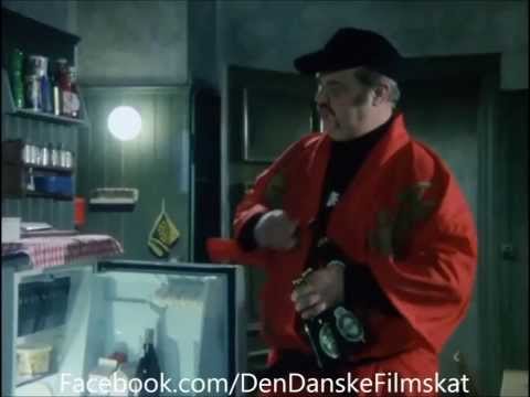 Et klip fra den danske filmskat - Olsen Banden - Kung fu master henter øl