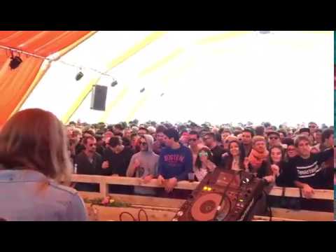 Sonja Moonear playing KUSI001 at Sunwaves 21