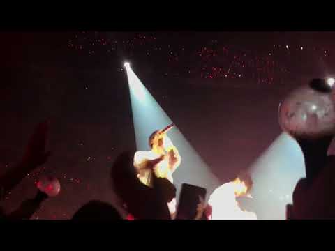 BTS LOVE YOURSELF TOUR CONCERT @ STAPLES CENTER LA 9/9 - OUTRO : TEAR & MIC DROP