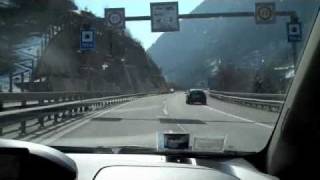 preview picture of video 'Driving thru the Swiss Alps - Lucerne to Milan'