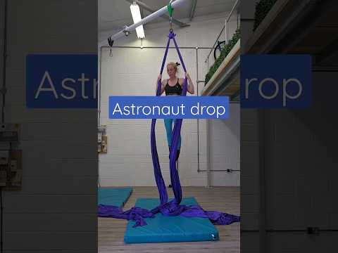 Aerial silks astronaut drop#aerialsilks #aerialsilkstricks #aerial #aerialist #shorts #drop #sports