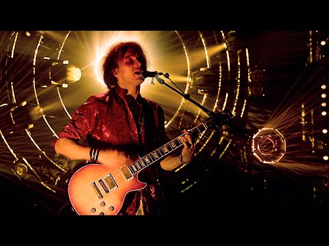 Dirty Sound Magnet - Mr. Robert (Live in Montreux)