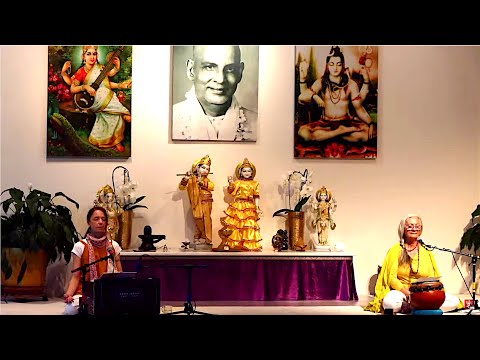 Energie Meditation im Satsang mit Adishakti - Yoga Vidya Ritual Kirtan singen 20:00 Uhr 26.07.2020