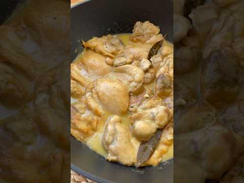 El pollo en salsa más fácil y delicioso que probarás