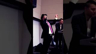 OD AVINU CHAI – When the Parsha Meets the Music 🎶 💪עוד אבינו חי (הזמר והיוצר שמחה יעקבי) - התמונה מוצגת ישירות מתוך אתר האינטרנט יוטיוב. זכויות היוצרים בתמונה שייכות ליוצרה. קישור קרדיט למקור התוכן נמצא בתוך דף הסרטון