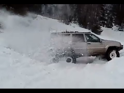 UAZ 469 vs Jeep Grand Cherokee 4x4 Off road Compilation