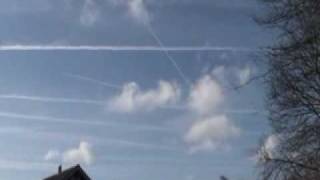 preview picture of video 'Chemtrails in Winkel'