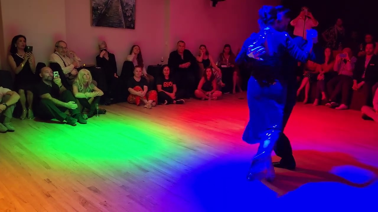 Argentine tango: Javier Rodriguez & Moira Castellano - Pata Ancha