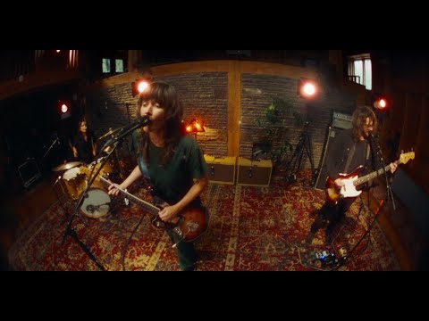Courtney Barnett - Stay In Your Lane (Live At Levon Helm Studios)