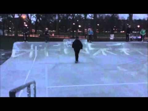 Another chill Clapham clip