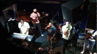 Oddisee - Thinking Maybes live featuring Omar and Olivier Daysoul