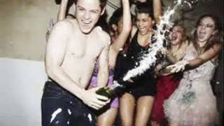 SKINS:Kids-Sleigh Bells