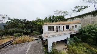 傲遊 ~~ 香港廢屋 An abandoned house in Hong Kong ( Cinematic FPV video by naked GoPro Hero 6) 2.7K