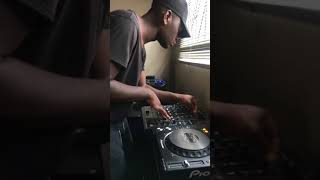 DJ Maphorisa &amp; DJ Shimza Feat. MoonChild - Makhe#THEOLOGYHD MIXING LIVE