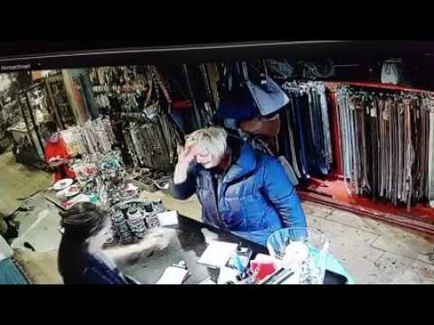 Winkeldiefstal bij Iets anders Helmond