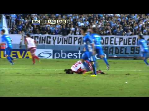 Roja a Martínez. Racing 1 - Argentinos 2. Fecha 11. Primera División 2016.