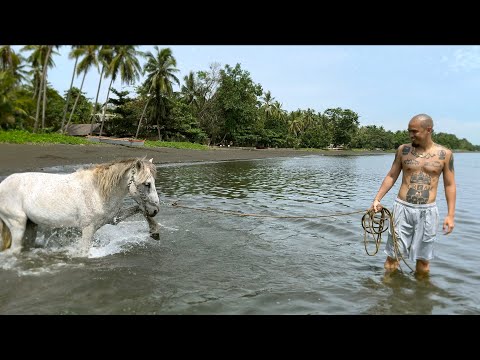 Bugoy na Koykoy - From The Hood To The Rich (Official Music Video)