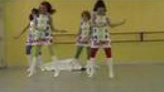 The Revelettes Twist!