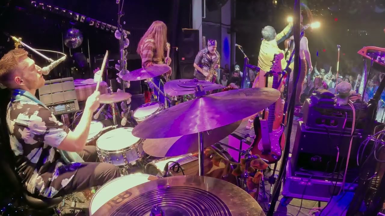 Sneezy - Fat Girlfriend - Live in Raleigh, NC 12.31.24