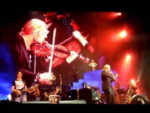 David Garrett - Irish Dance 1000 Pipers / Hannover 18.04.2012