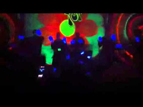 Get groovy for God hands of praise