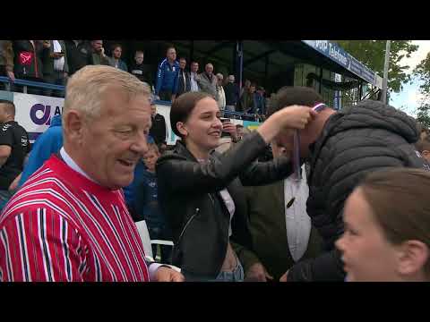 Spelers SV Urk in extase na kampioenstitel