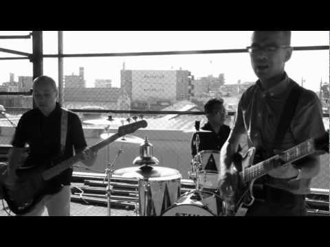 Yonde Iru Noha Dare Nanda? ［OFFICIAL MUSIC VIDEO］ のサムネイル