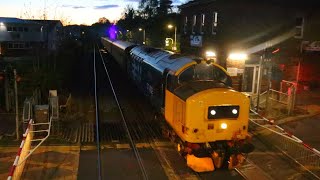 37402 &amp; 37425 THRASHES past Brundall