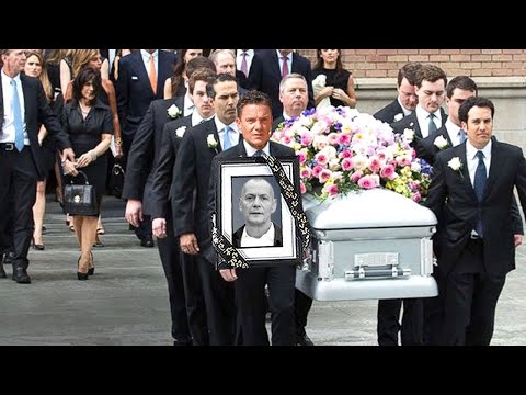 Beerdigung von Torsten Michaelis: Sie kommen, um sich vom „Tatort“-Star zu verabschieden