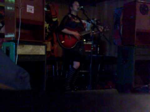 Suzy Conrad - singing 'Tightrope', on the Thekla