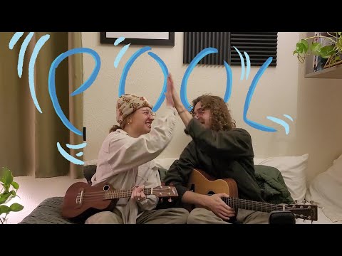 Still Woozy, Remi Wolf - Pool (Cover with Kaylee Bell)