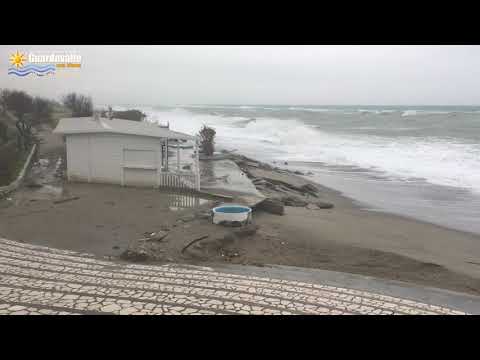 Guardavalle - Mareggiata del 5 febbraio 2018