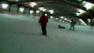 preview picture of video 'Skiën in Duitsland Alpincenter Bottrop - Robert en Peter de Winter 2010'