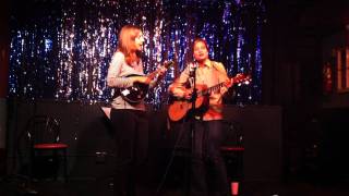Wildwood Sisters perform You&#39;re Running Wild by the Louvin Brothers