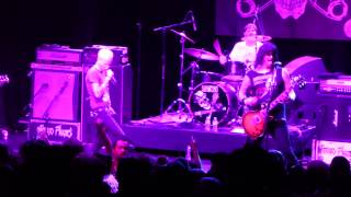 Lower Class Brats - Go Insane