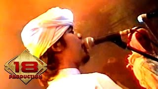 Dewa 19 - Cinta Gila (Live Konser Surabaya 6 November 2005)