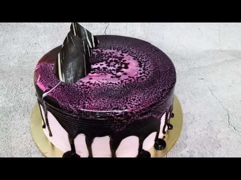 TIGER PRINT CAKE (strawberry flavour) by bittu's cake