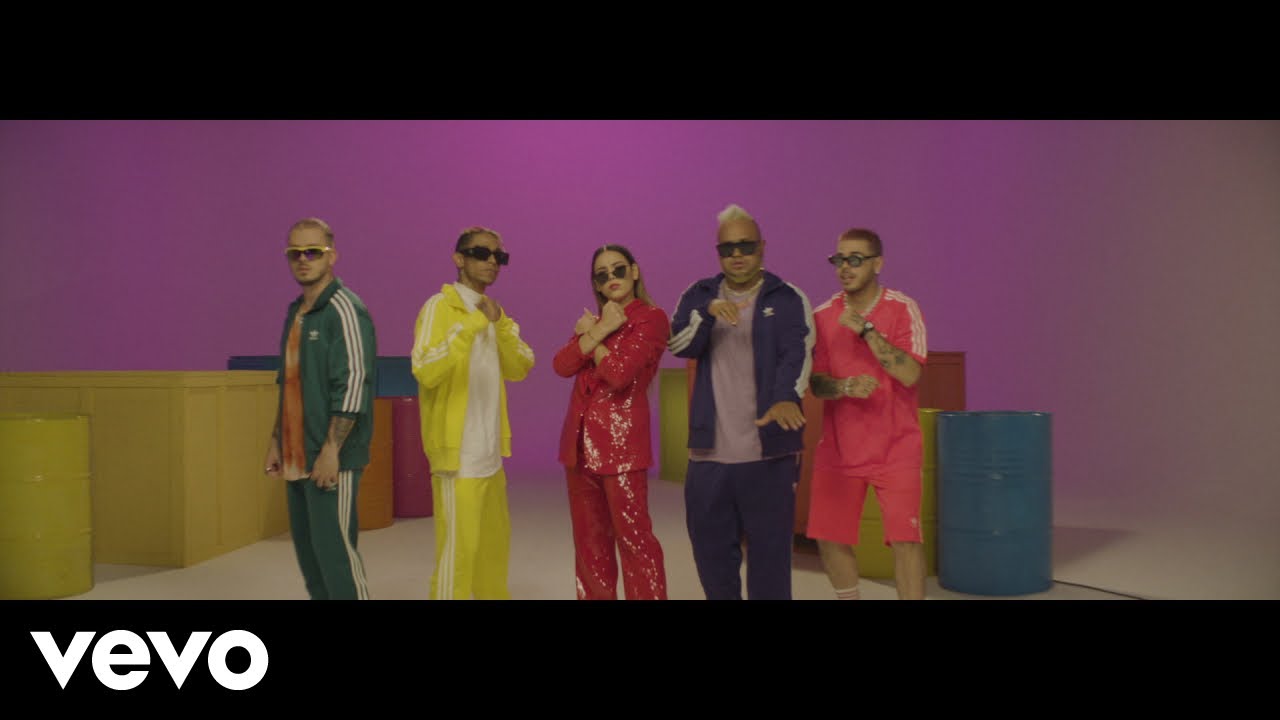 Danna Paola, Skinny Happy, Yera ft. Trapical — Polo A Tierra