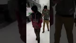 preview picture of video 'Snow fall in Kashmir'