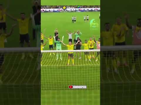 ⚽️ CR7 asks IShowSpeed to play the DRUM! 🤯 His Reaction is PURE GOLD 😂🥁 #shorts #ishowspeed #cr7