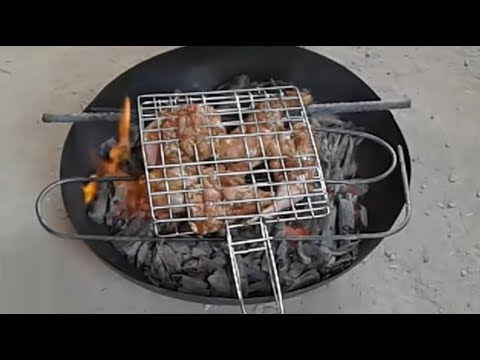 شوي ارنب  علي الفحم من مزرعتي    Rabbit on a charcoal barbecue