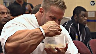 EAT LIKE A MONSTER - BULKING FOR MAX GROWTH - HOW BODYBUILDERS EAT MOTIVATION