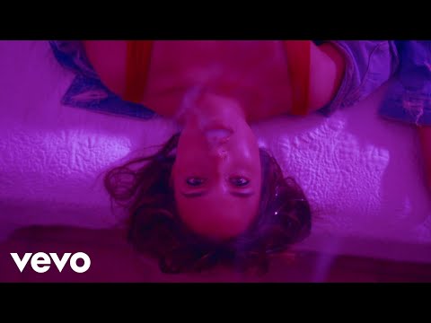 Nicole Favre - Tranqui (Video Oficial)