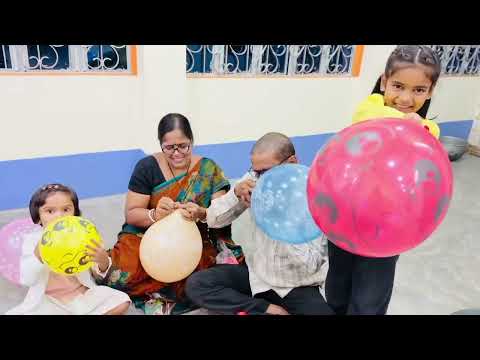 Dhriti ra sobai mile koto balloon folalo 🥰😍😘🎈🥰