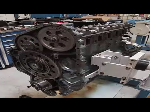 Detroit Diesel Series 60 Front Cover, Front Seal, and Vibration Damper Install