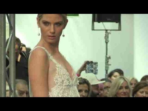 Madrid Bridal Week wears Hannibal Laguna