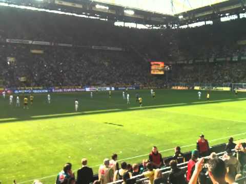BVB - Nürnberg 30.04.2011 Einwechslung Dede