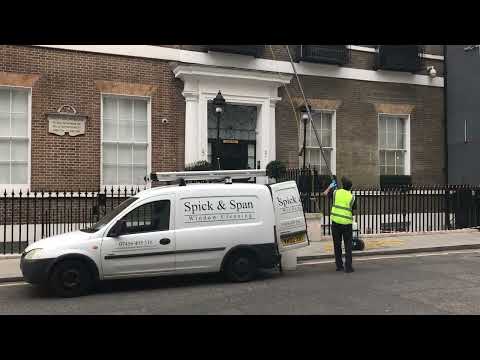 Watch our Camberwell window cleaning video