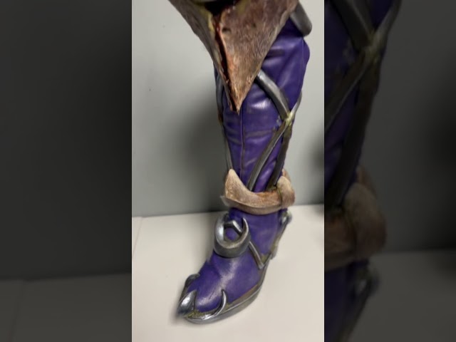 Vídeo relacionado con Botas de Cuero de PU - Tacón bajo Mid Tube Knights Boots - Botas de Cosplay Medieval renacentista para Fiesta de Carnaval Cosplay,Marrón,43