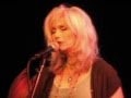 Emmylou Harris - How She Could Sing The Wildwood Flower